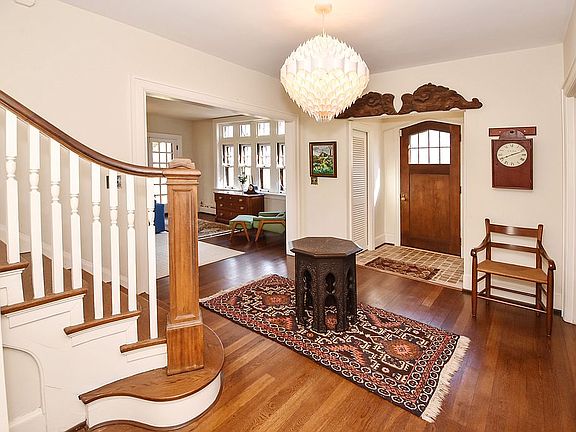 2nd image of 20 Forest Hill Dr