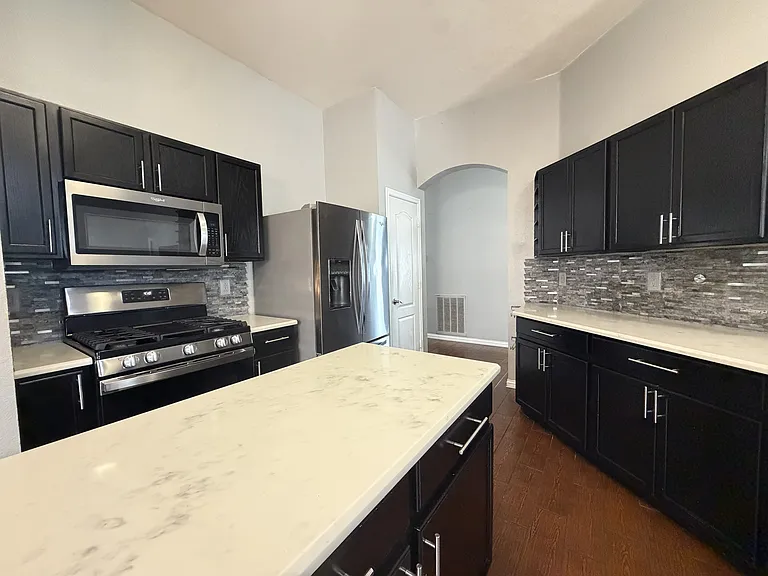 625 Tabasco Trl — Photo 7