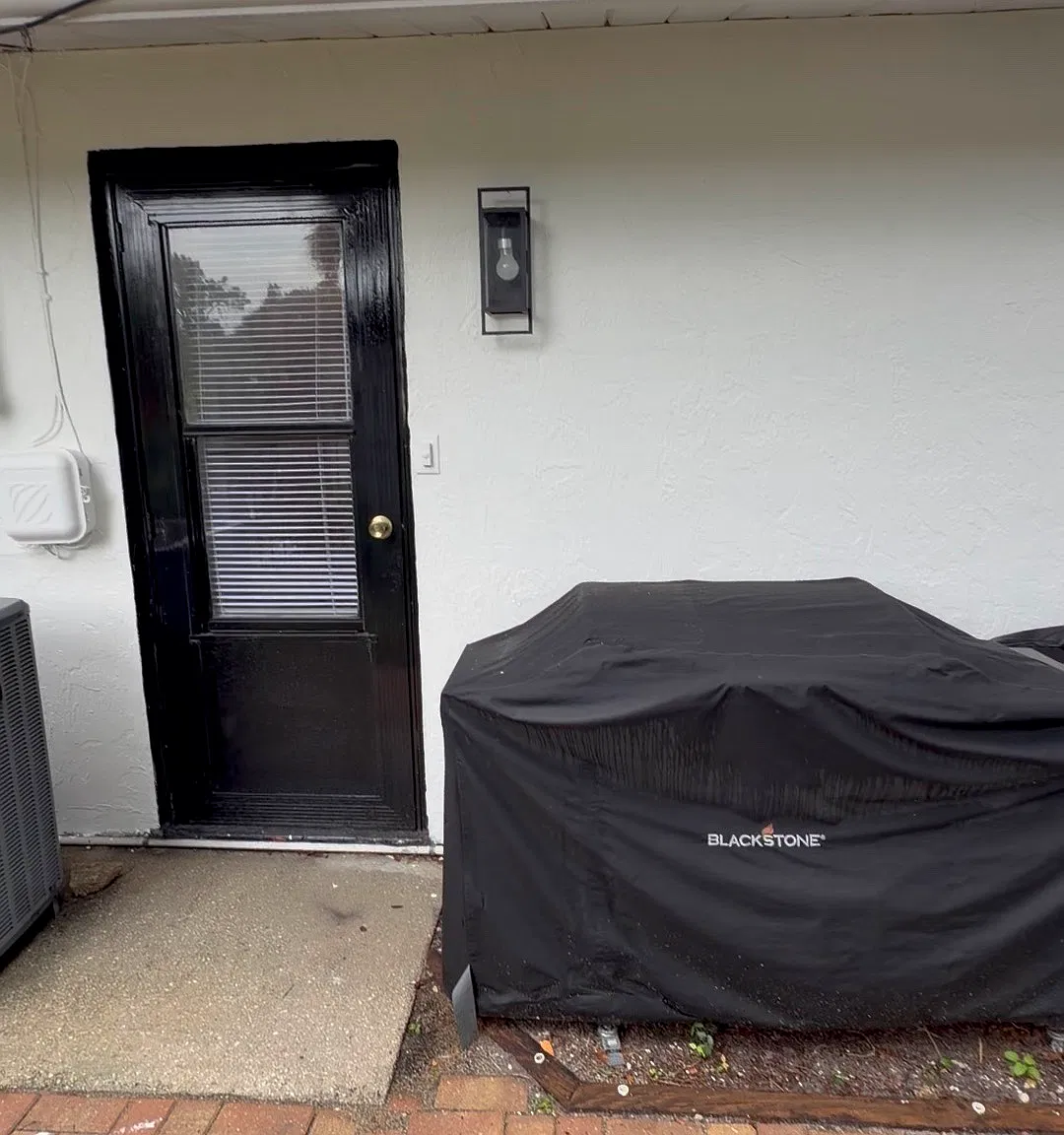 1 bed, 300 sqft, $1,150 — Photo 1