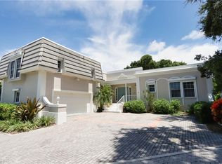 5916 Chanteclair Dr #8, Naples, FL 34108