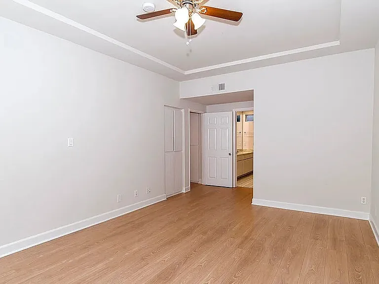 4301 Fulton Ave #206 — Photo 5