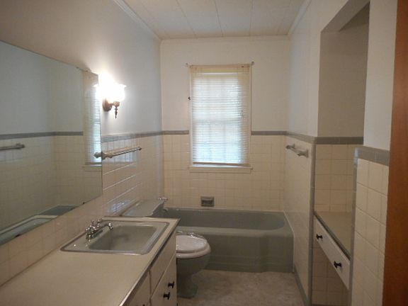 2nd image of 538 Southwood Dr
