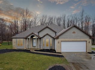 5091 Corkwood Dr, North Royalton, OH 44133