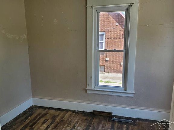 2nd image of 2203 N Carolina St