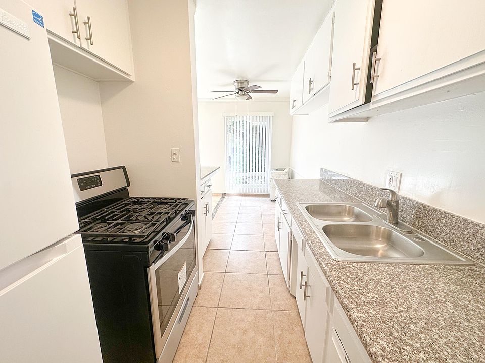 1st image of 3333 Mentone Ave APT 20