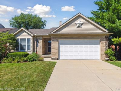 21909 Stephens St, Saint Clair Shores, MI, 48080