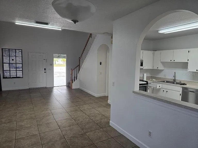 18002 Birdwater Dr — Photo 12
