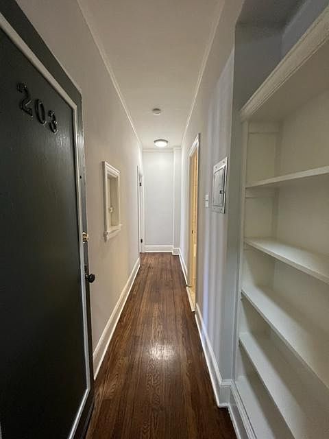 1st image of 808 Leavenworth St APT 203