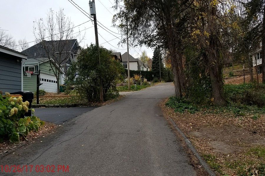 2nd image of 583 Park Ln