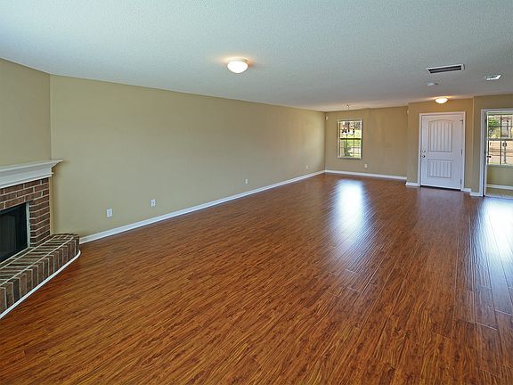 2nd image of 7712 Gosbrook Ln