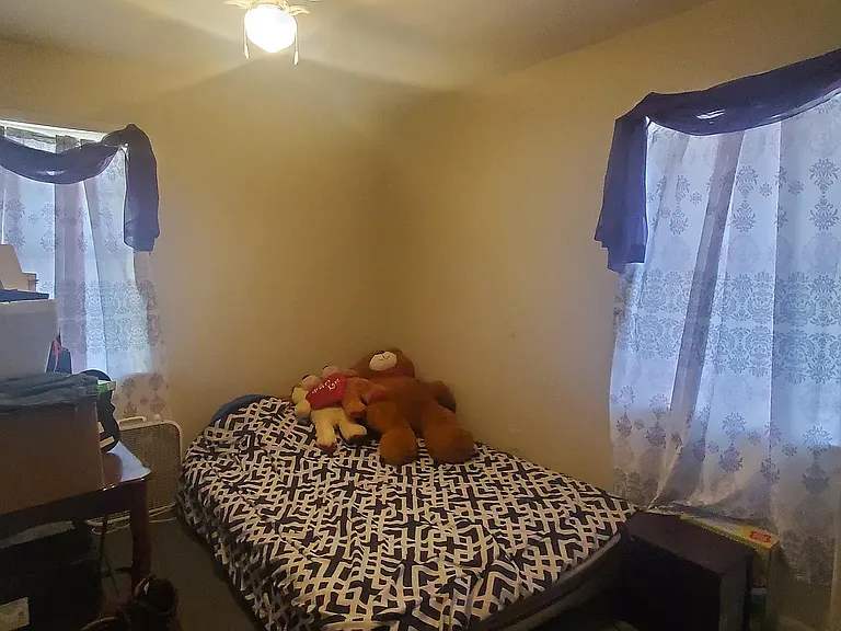 2209 Pearson Ave — Photo 9