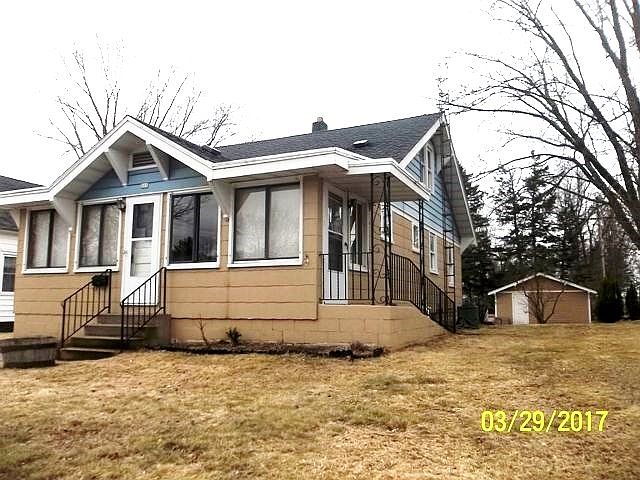 1st image of 221 Lavigne Ave