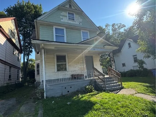 21 Arnett Blvd, Rochester, NY 14611