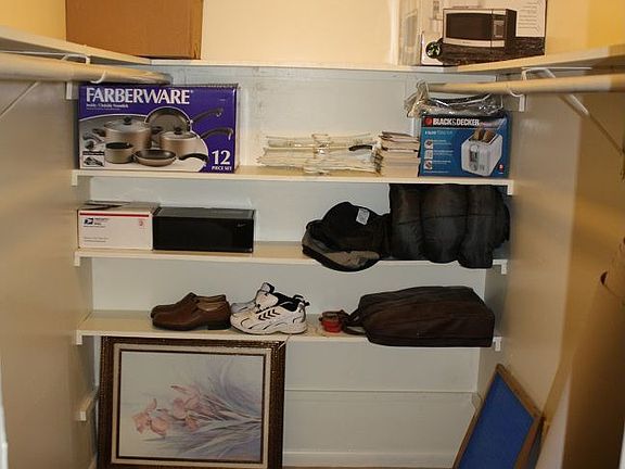 Walk in closet