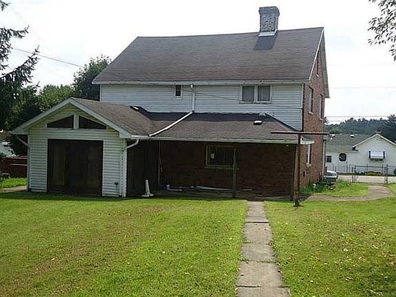 5th image of 102 Branthoover St