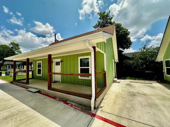 333 Guadalupe St, Kerrville, TX 78028