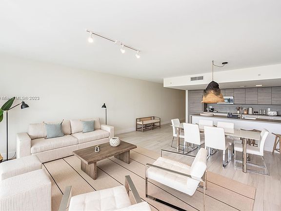 5th image of 400 Sunny Isles Blvd #1518