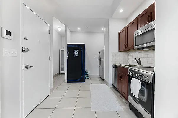 Rented by REAL New York | media 13