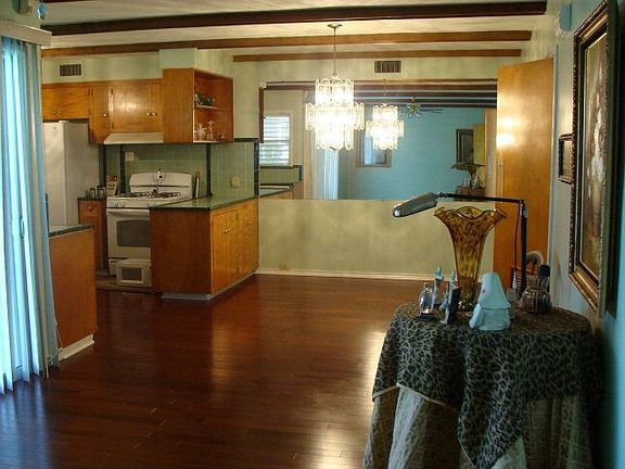 5th image of 2005 Mary Moody Northen Blvd