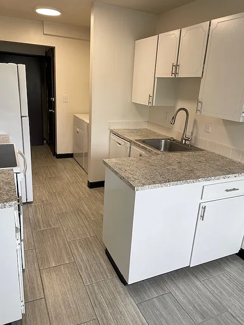 Oceanlake Estates Apartments - 2189 C — Photo 2