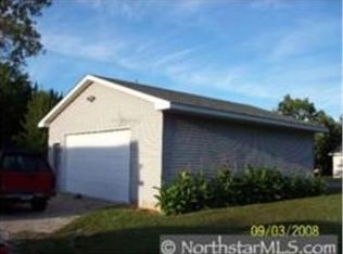 808 11th St N, Princeton, MN 55371