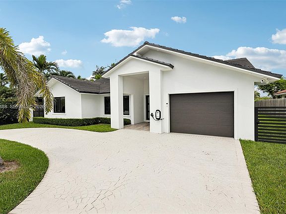 4th image of 6816 SW 89th Ct