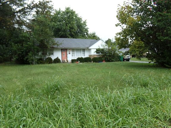 3rd image of 5403 Wintergreen Rd