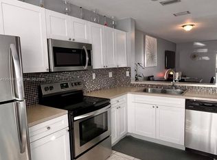 Weitzer Serena Lakes, Miami, FL 33177