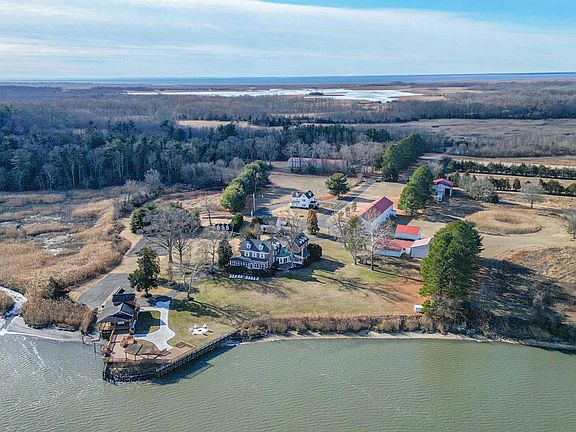 3rd image of 806 Back Neck Rd