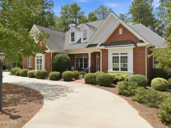 190 Wiregrass Lane, Southern Pines, NC 28387
