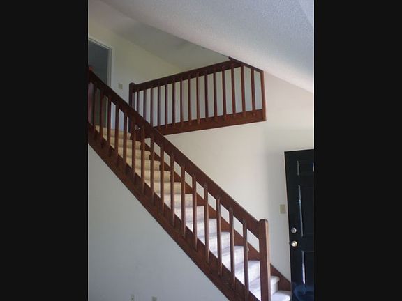 5th image of 506 Cliff Ct