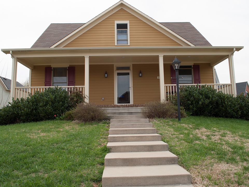1st image of 712 Mount Vernon Dr