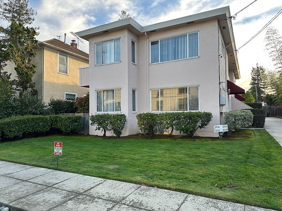 1st image of 2040 Yale St