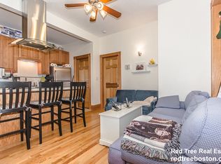 97 Myrtle St, Boston, MA 02114