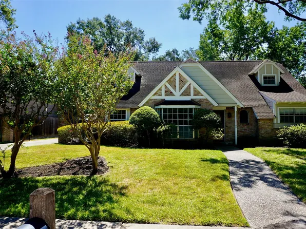 1707 Valley Vista Dr, Houston, TX 77077