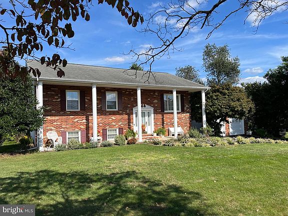 3rd image of 342 Landis Rd