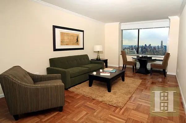 Rented by Halstead Real Estate | media 32