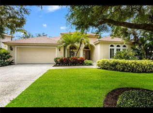7118 Roland Oaks Cir, Sarasota, FL 34231
