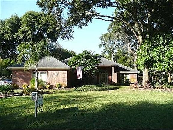 2nd image of 1355 Plantation Oaks Dr N