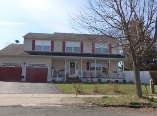 1113 Patron Ct, Piscataway, NJ 08854