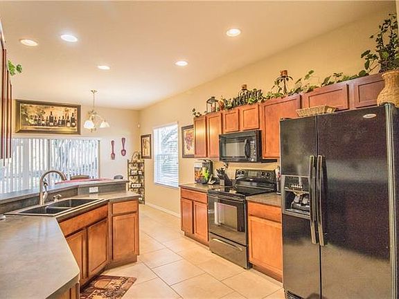 5th image of 2951 Blackwater Oaks Dr
