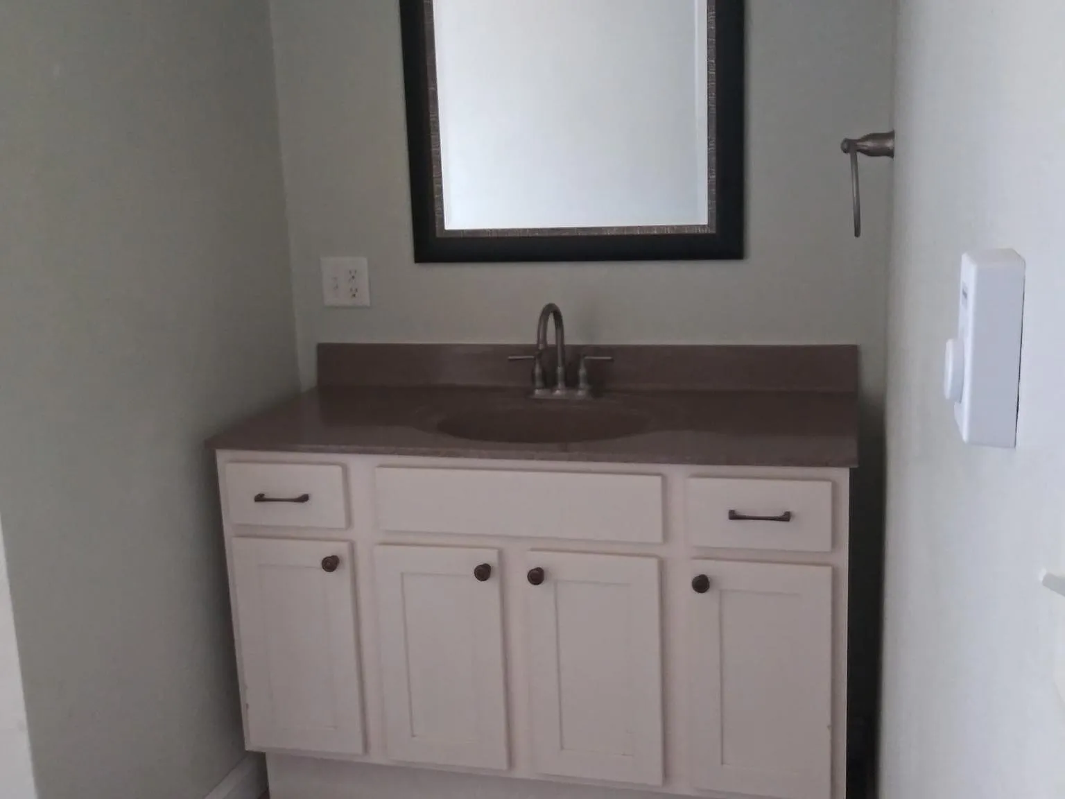 1 bed, 260 sqft, $675 — Photo 3