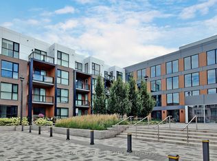 210 Sabina Dr #316, Oakville, ON L6H 0W6