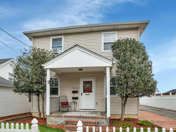 31 East Avenue, Glen Cove, NY 11542