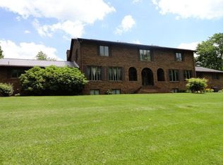 2044 Bearwallow Rd, Jewell Ridge, VA 24622