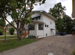 2738 Hillcrest Ave, Alton, IL 62002