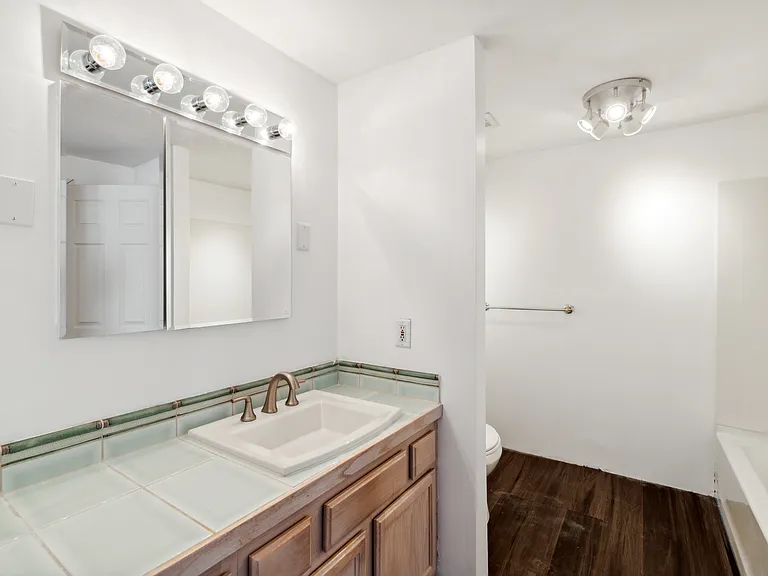 1200 S Monaco Street Pkwy #26 — Photo 12
