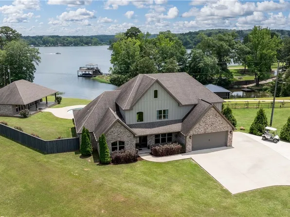 12030 Orlea Ln, Northport, AL 35475