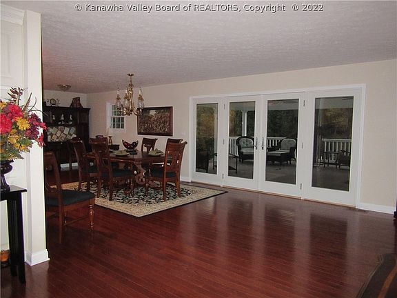 5th image of 145 Bethesda Dr