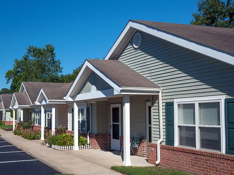 Homes at Gateway Village — Photo 8